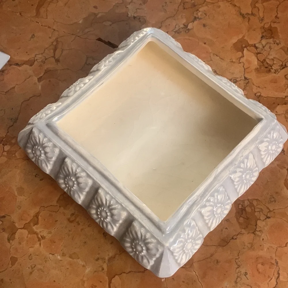 Vintage 1970s Ceramic Ashtray Cigar box set